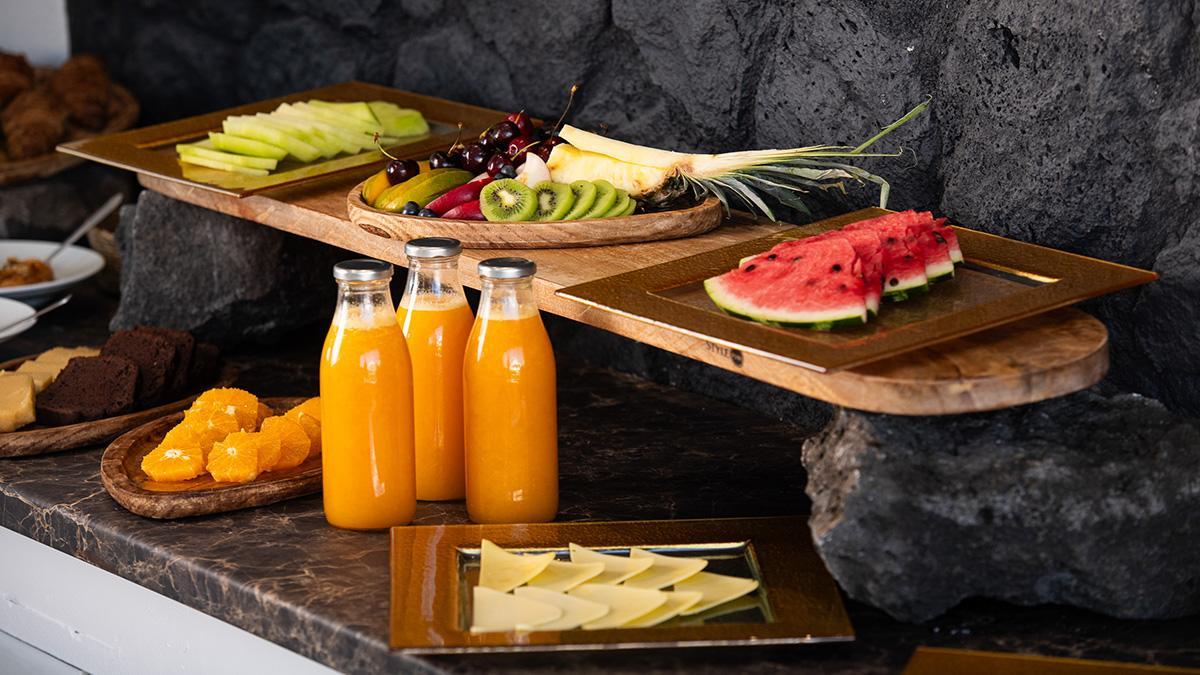 The Noverian Bios Santorini Boutique Hotel 산토리니 외부 사진
