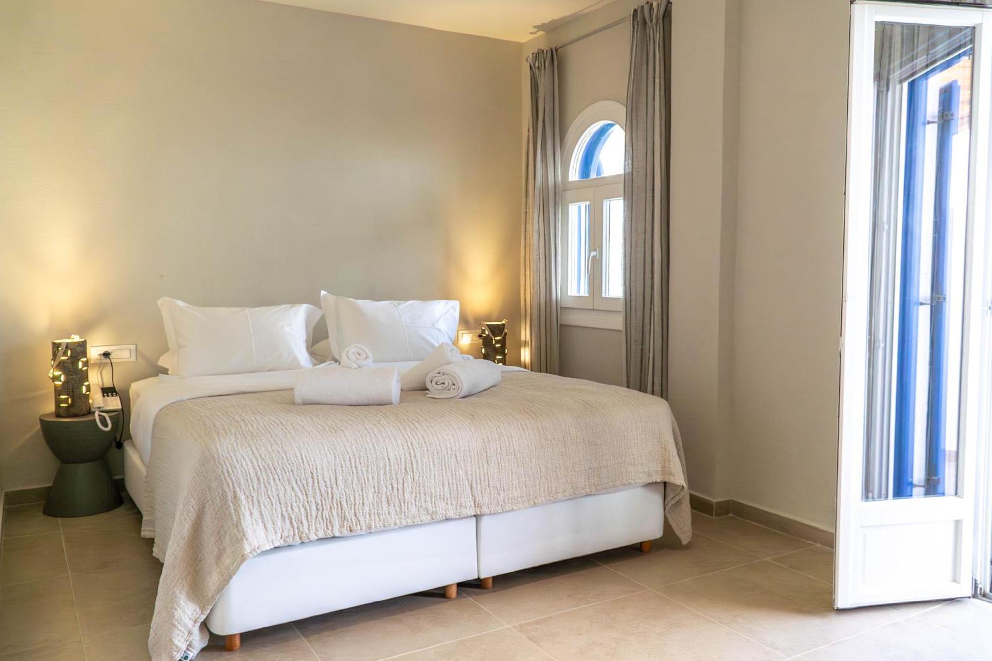 The Noverian Bios Santorini Boutique Hotel 산토리니 객실 사진