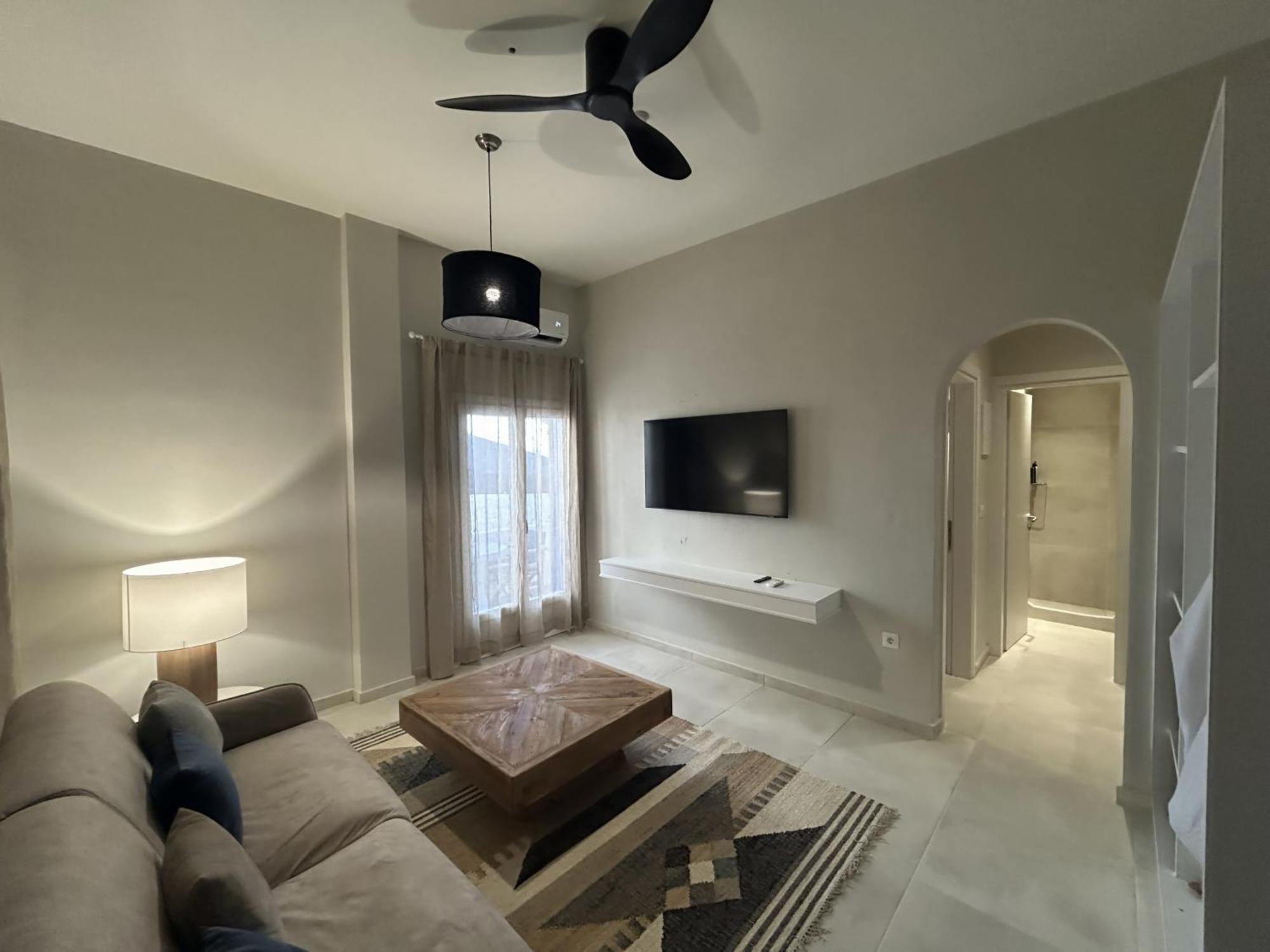 The Noverian Bios Santorini Boutique Hotel 산토리니 객실 사진